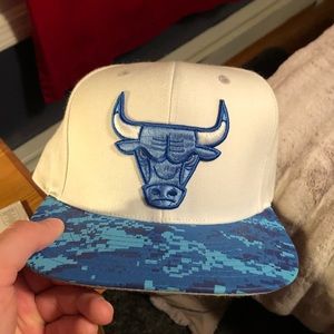 Mitchell & ness bulls hat